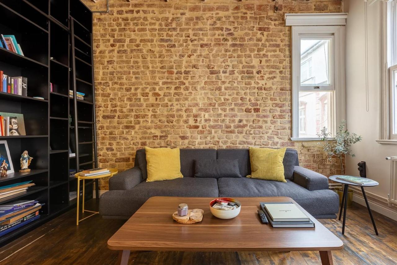 Renovated Apartment At The Heart Of Istanbul With Huge Terrace Extérieur photo